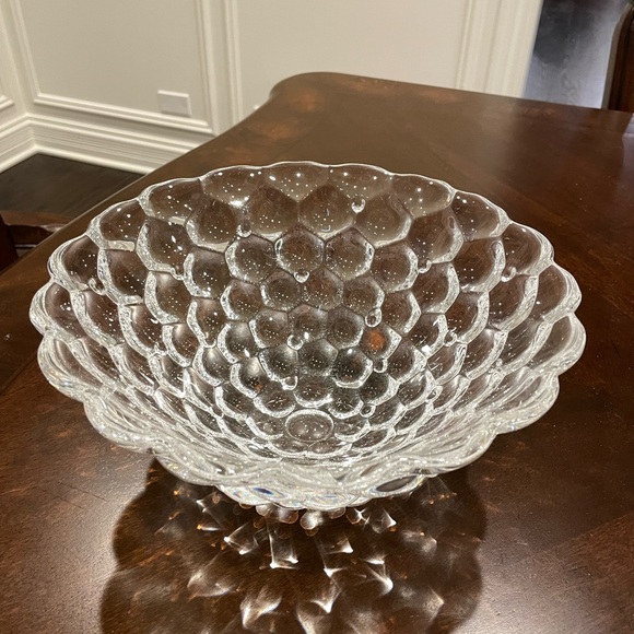 New Orrefors Raspberry Bowl - Picture 2 of 6